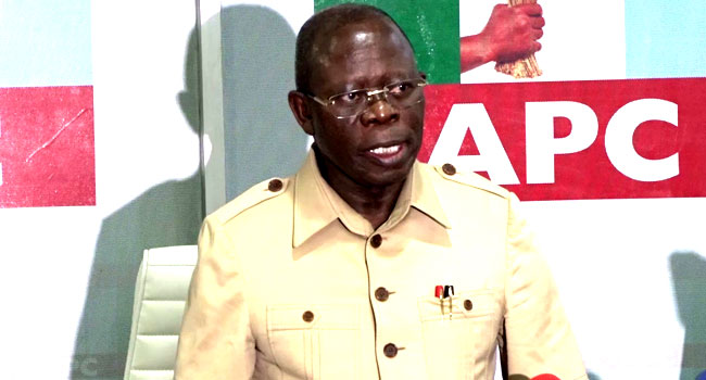 ELECTIONS: Moment ADAMS Oshiomhole Shook Hands With Everyone At The High Table At ICC (Video)