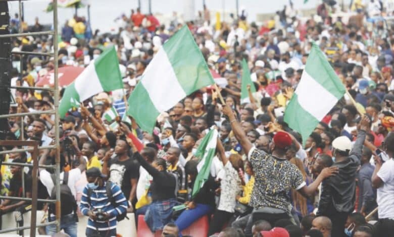 Thugs Issue Threats to Discourage Lagos Residents from Protesting (Video)