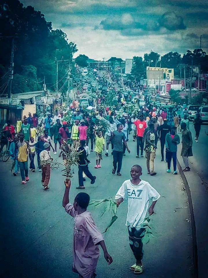 BREAKING: High pressure in Kano Over high number Storm of protesters(Video)