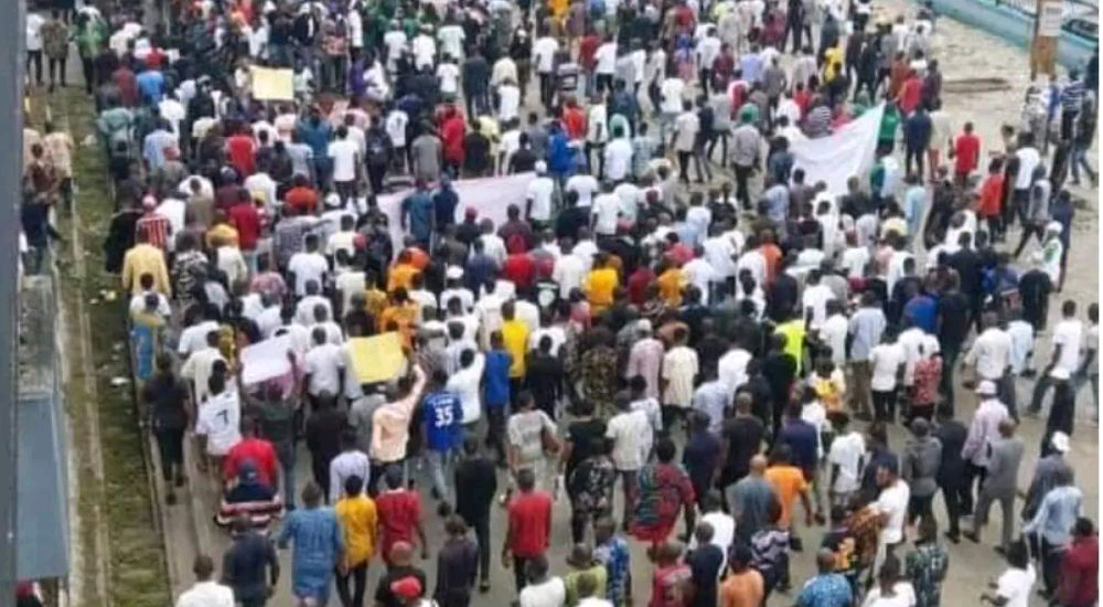 Hunger Protests: Reps Member Escaped death,As Two Was Killed As Angry Protesters Burn Down APC HQ In Jigawa