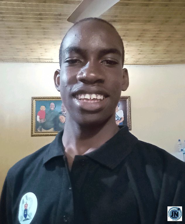 UNN Professor’s Son’s Waec results goes viral, Causing him anxiety