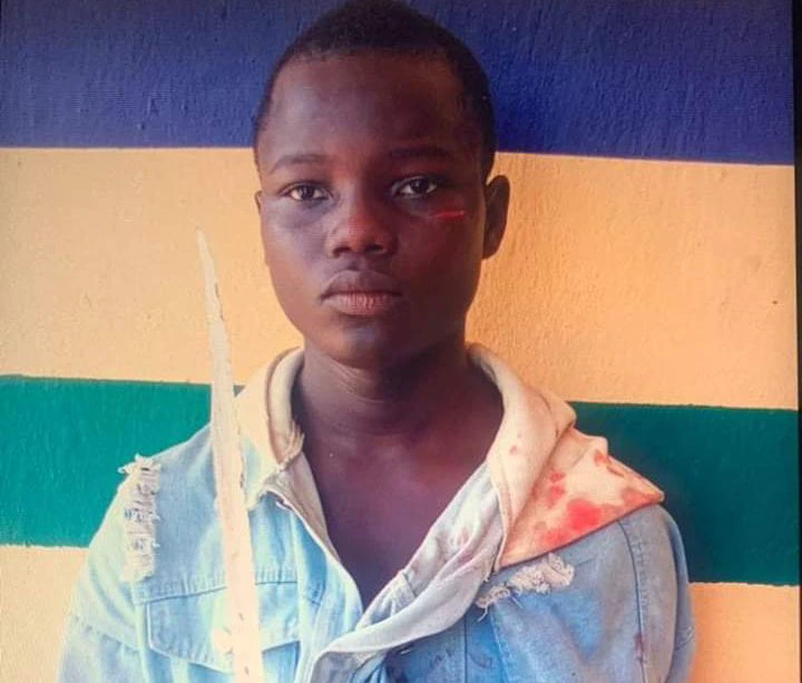 Teen boy, aged 17 years, landed in police net after robbing POS attendant of N100,000