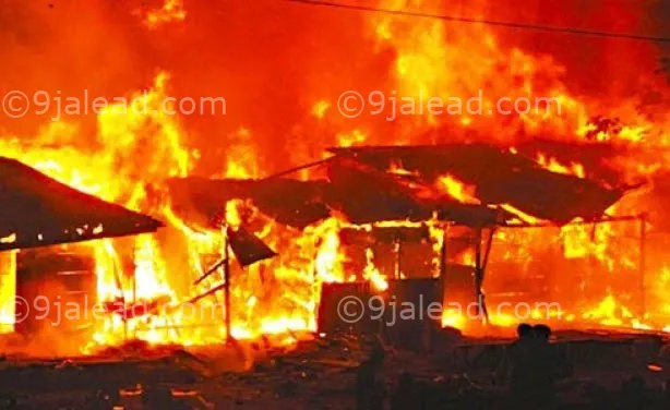 Just in: A fire has ravaged the well-known Kantin-Kwari textile market in Kano