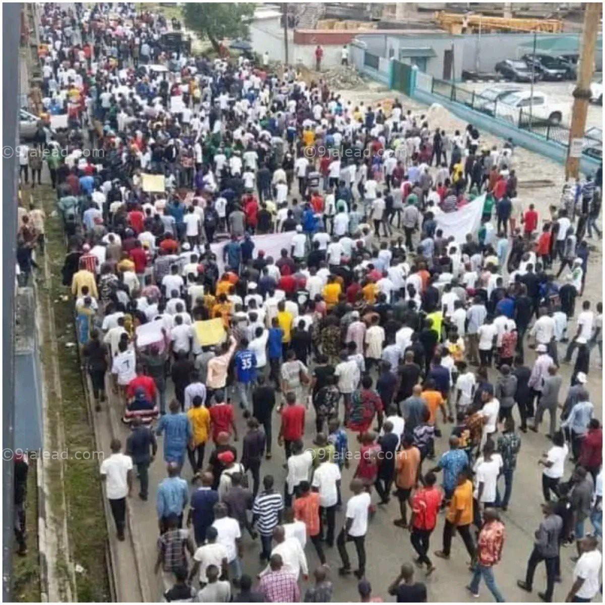 HARDSHIP: Nationwide protest looms as Nigerians reject telecom tariff High increase